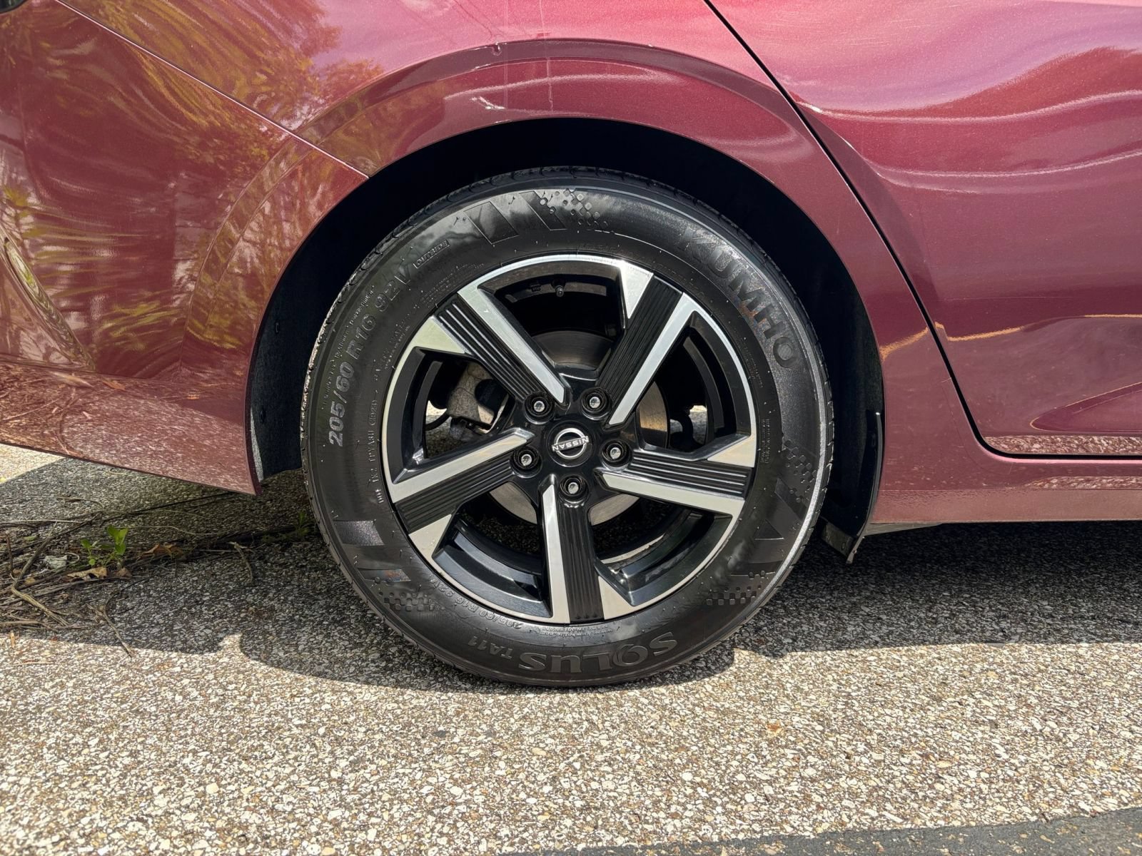 Used 2024 Nissan Sentra SV FWD image 24