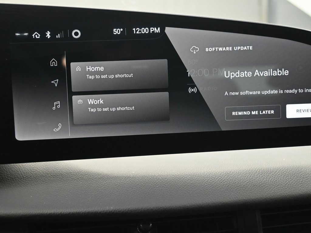 Used 2024 Lucid Air Touring image 13