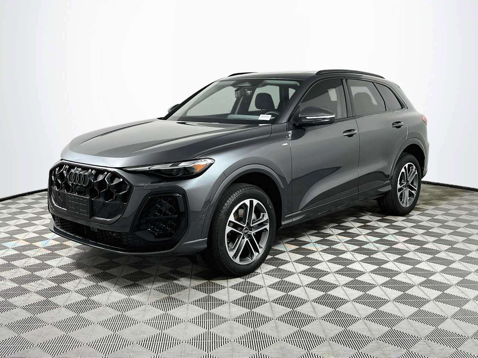 New 2026 Audi Q5 2.0T AWD/4WD image 3