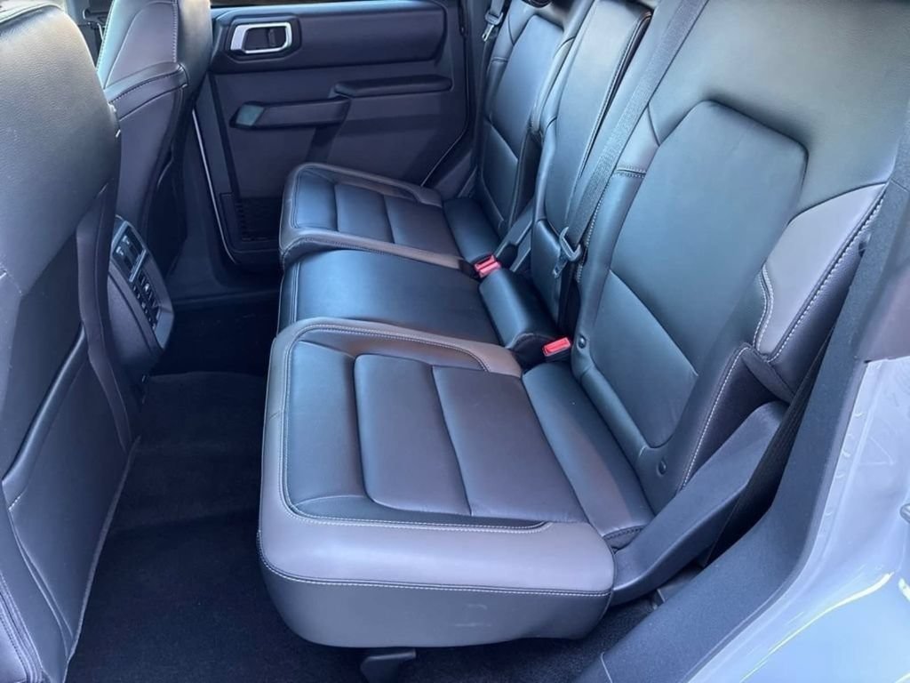 Used 2026 Ford Bronco Outer Banks w/ Sasquatch Package AWD/4WD image 27