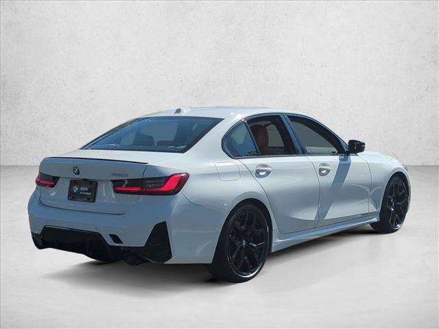 Used 2026 BMW 330i Sedan w/ M Sport Package image 5
