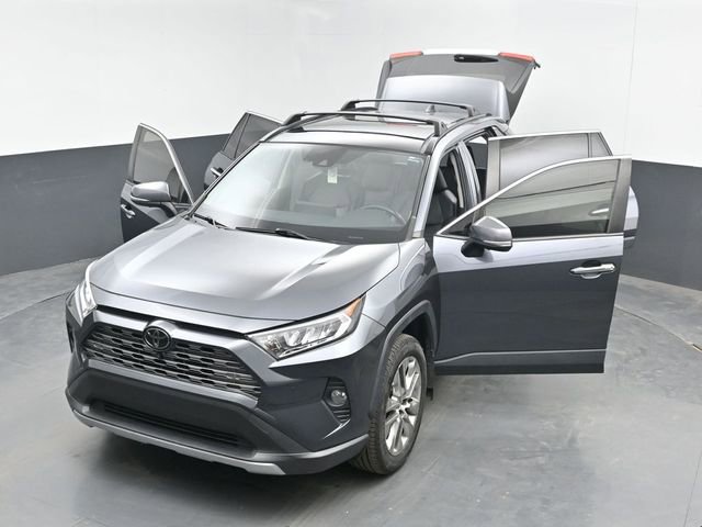 Used 2019 Toyota RAV4 Limited w/ Advanced Technology Package image 51