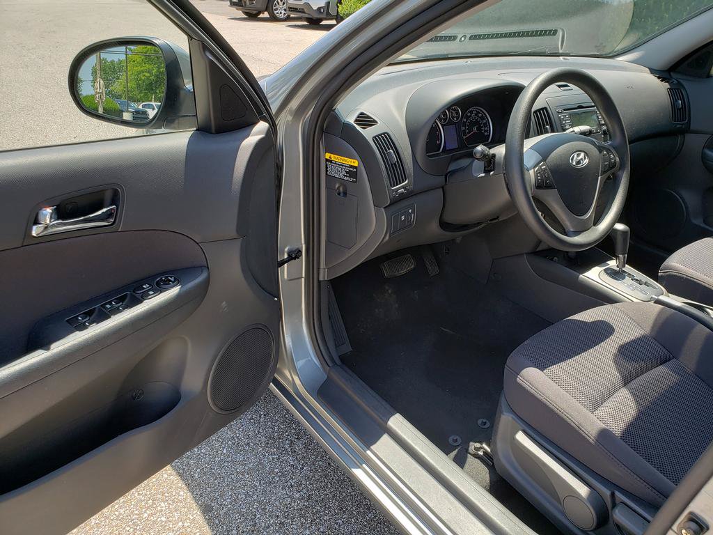 Used 2011 Hyundai Elantra w/ Popular Equipment Pkg 2 FWD image 8