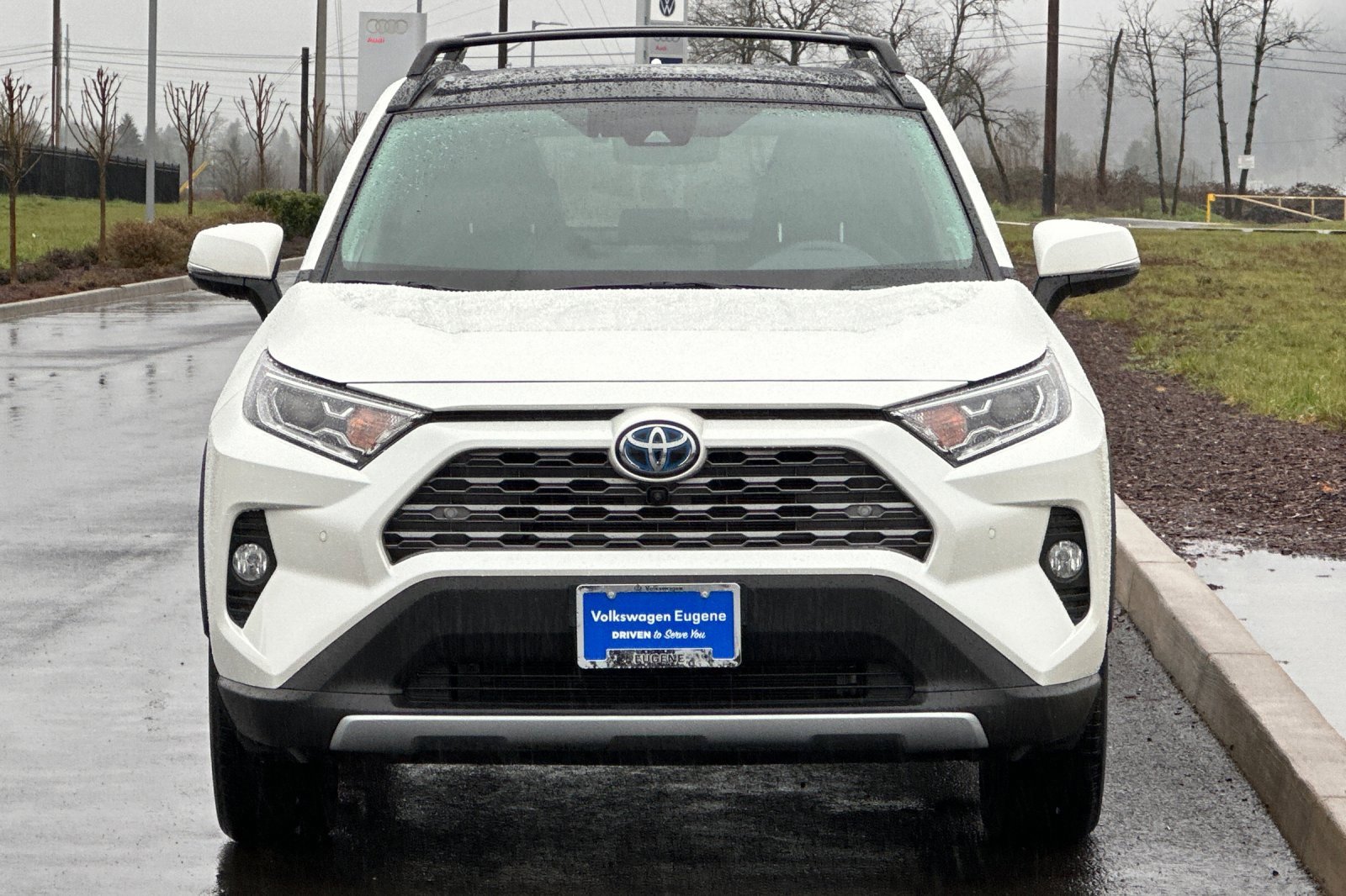Used 2021 Toyota RAV4 Limited image 8