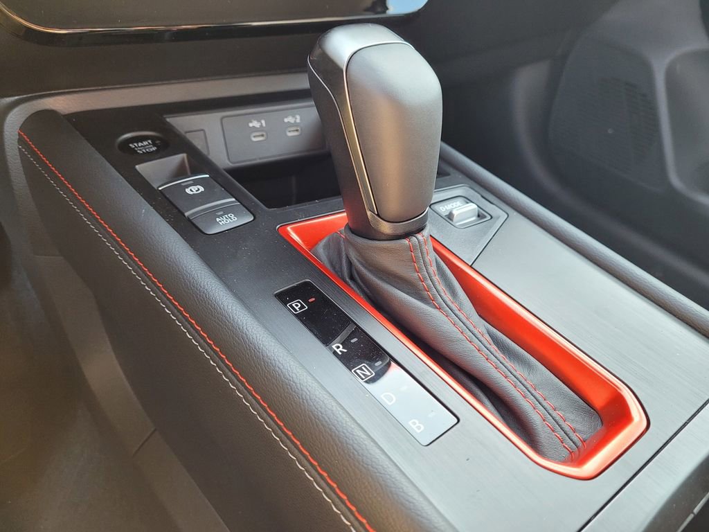 New 2026 Nissan Kicks SR image 10