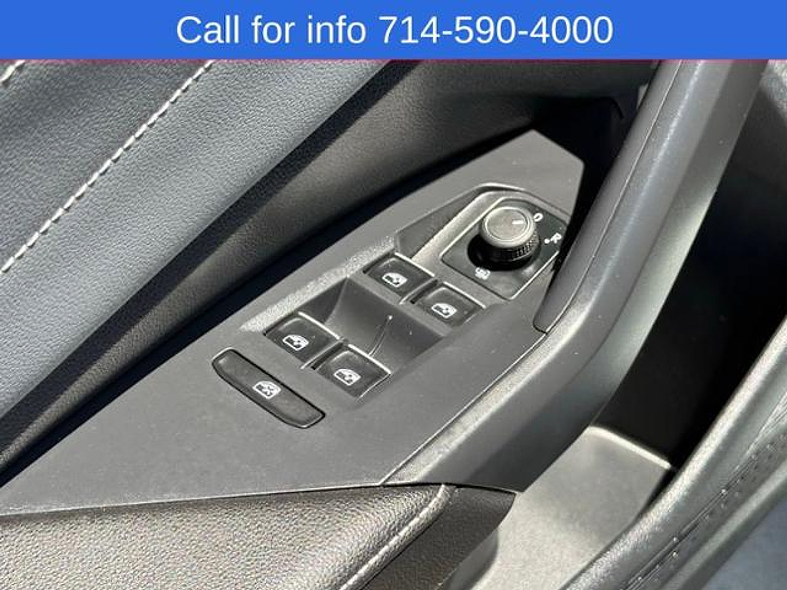 Used 2025 Volkswagen Jetta SEL FWD image 12