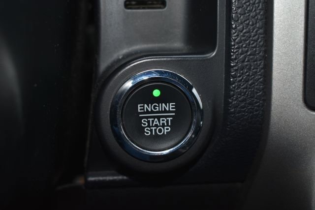 Used 2016 Ford Expedition Limited image 26