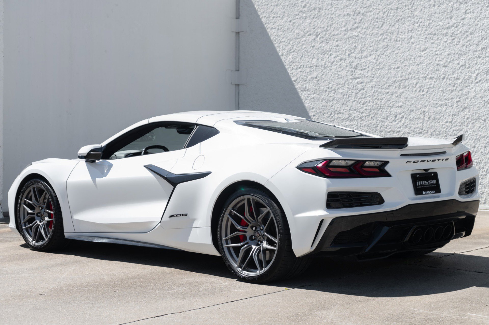 Used 2024 Chevrolet Corvette Z06 image 9
