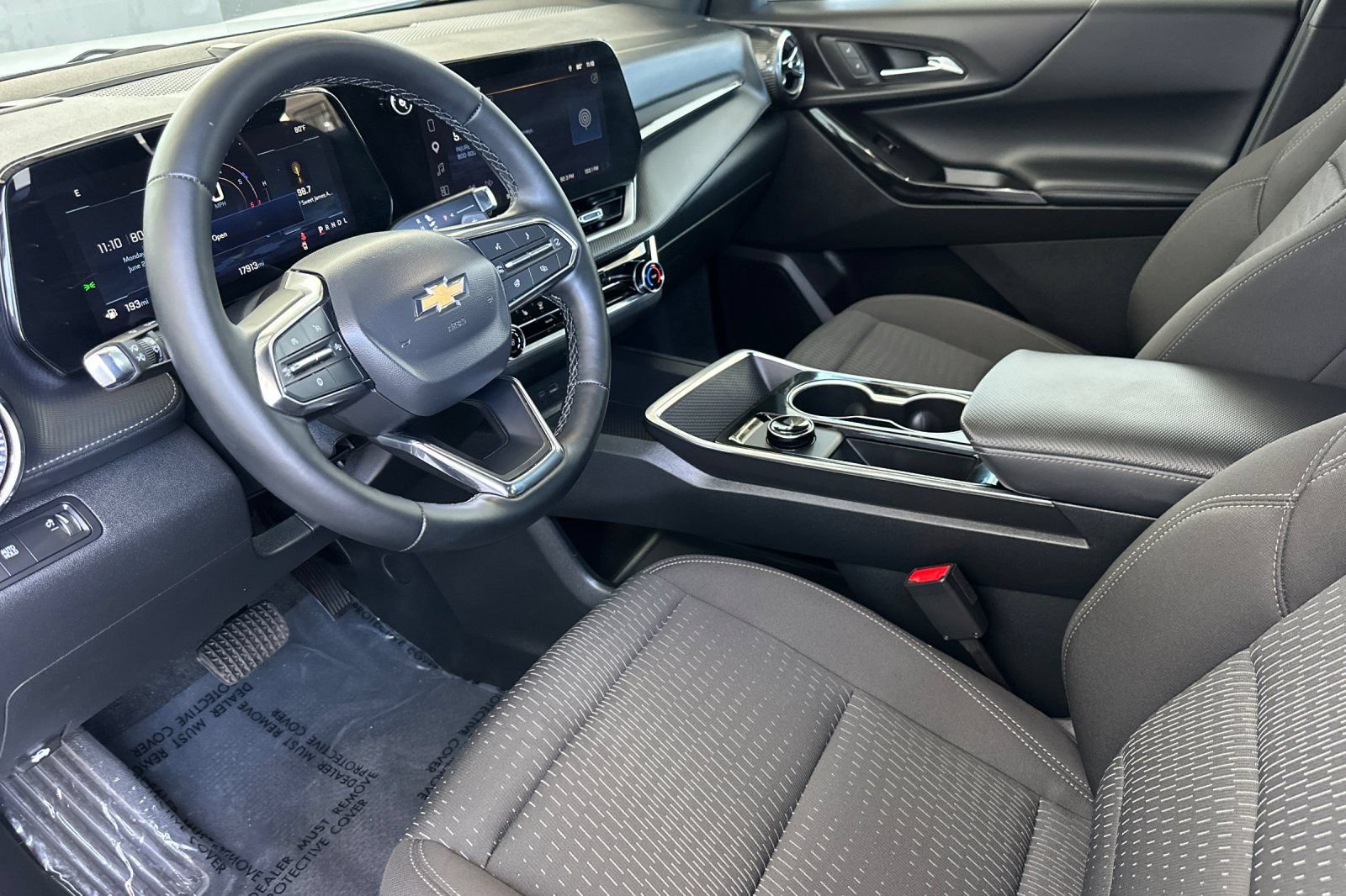 Certified 2026 Chevrolet Equinox LT FWD image 10