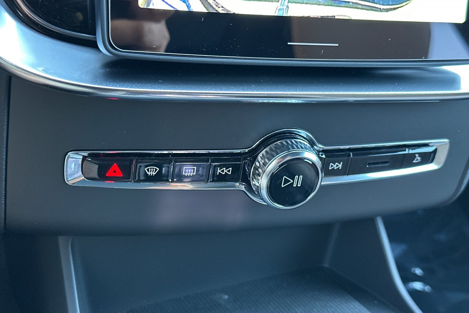 New 2026 Volvo XC90 T8 Plus image 19