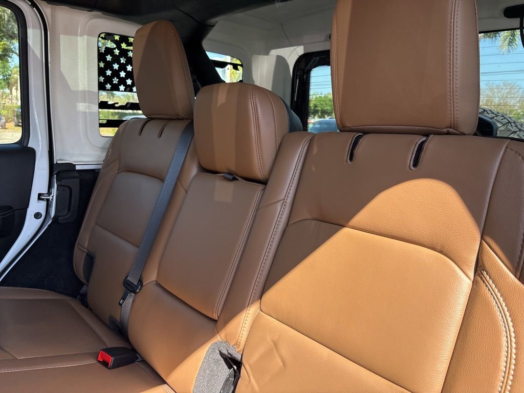 Used 2023 Jeep Wrangler Unlimited Rubicon w/ Xtreme 35 Tire Package image 15