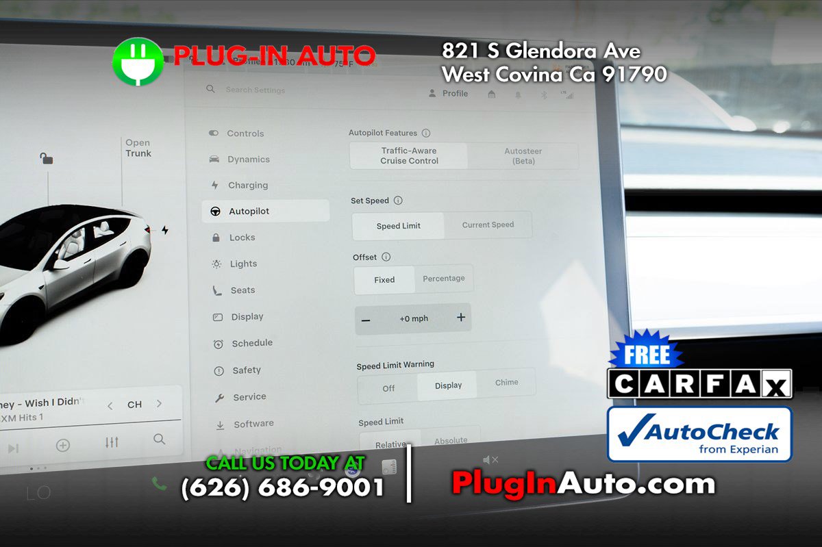 Used 2021 Tesla Model Y Long Range AWD/4WD image 24