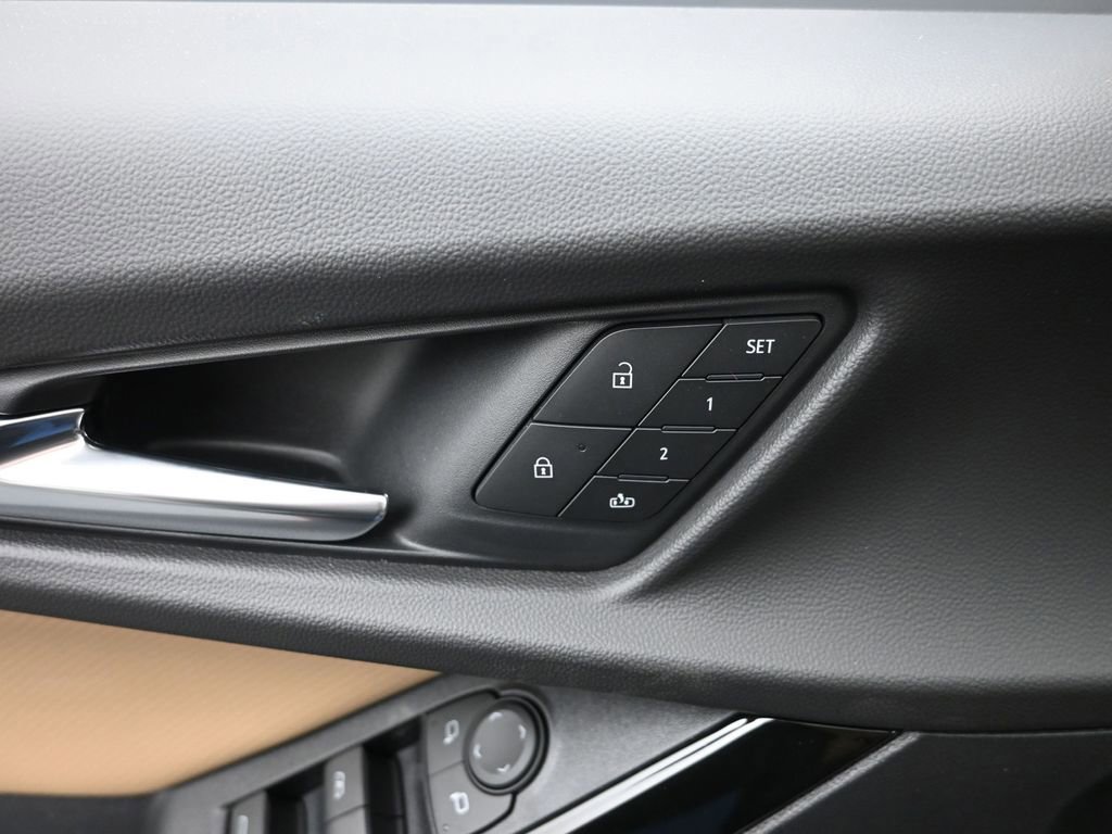 New 2026 Chevrolet Equinox ACTIV w/ Convenience Package III AWD/4WD image 13