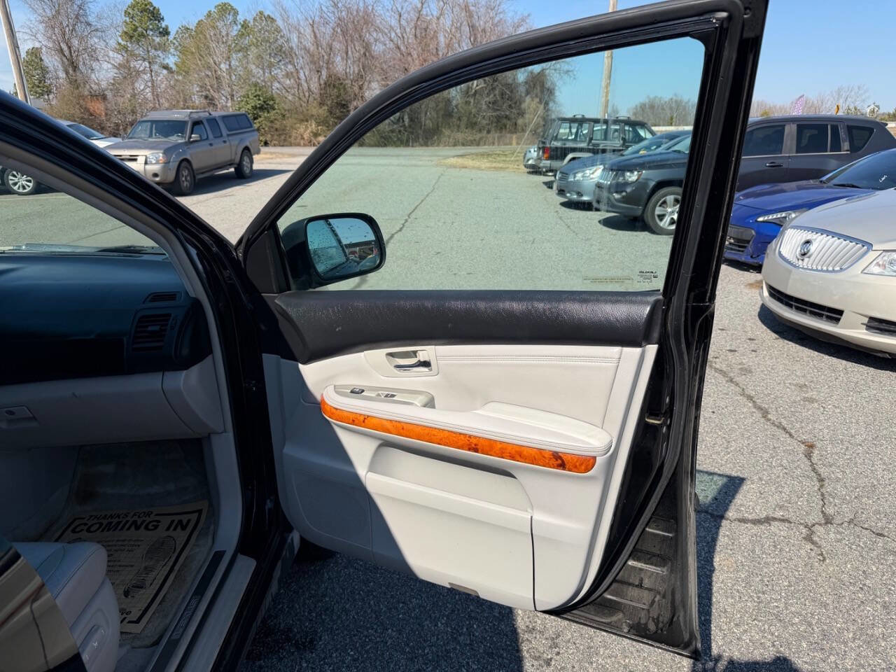 Used 2005 Lexus RX 330 AWD image 4