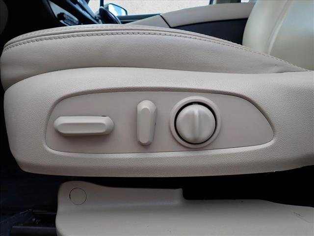 Used 2019 Buick Enclave Essence AWD/4WD image 14