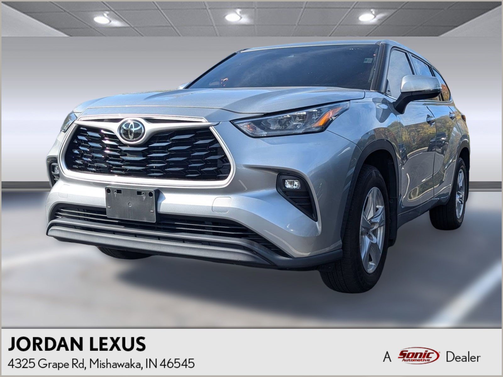 Used 2020 Toyota Highlander LE
