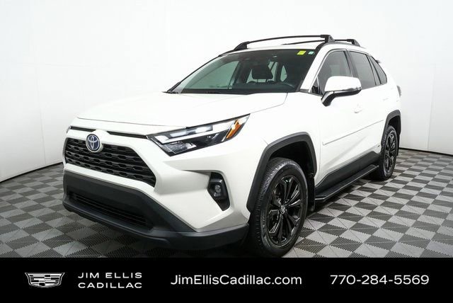 Used 2022 Toyota RAV4 XLE Premium image 29