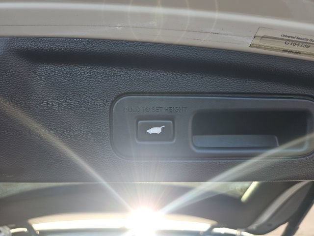 Used 2022 Acura MDX w/ Technology Package AWD/4WD image 15