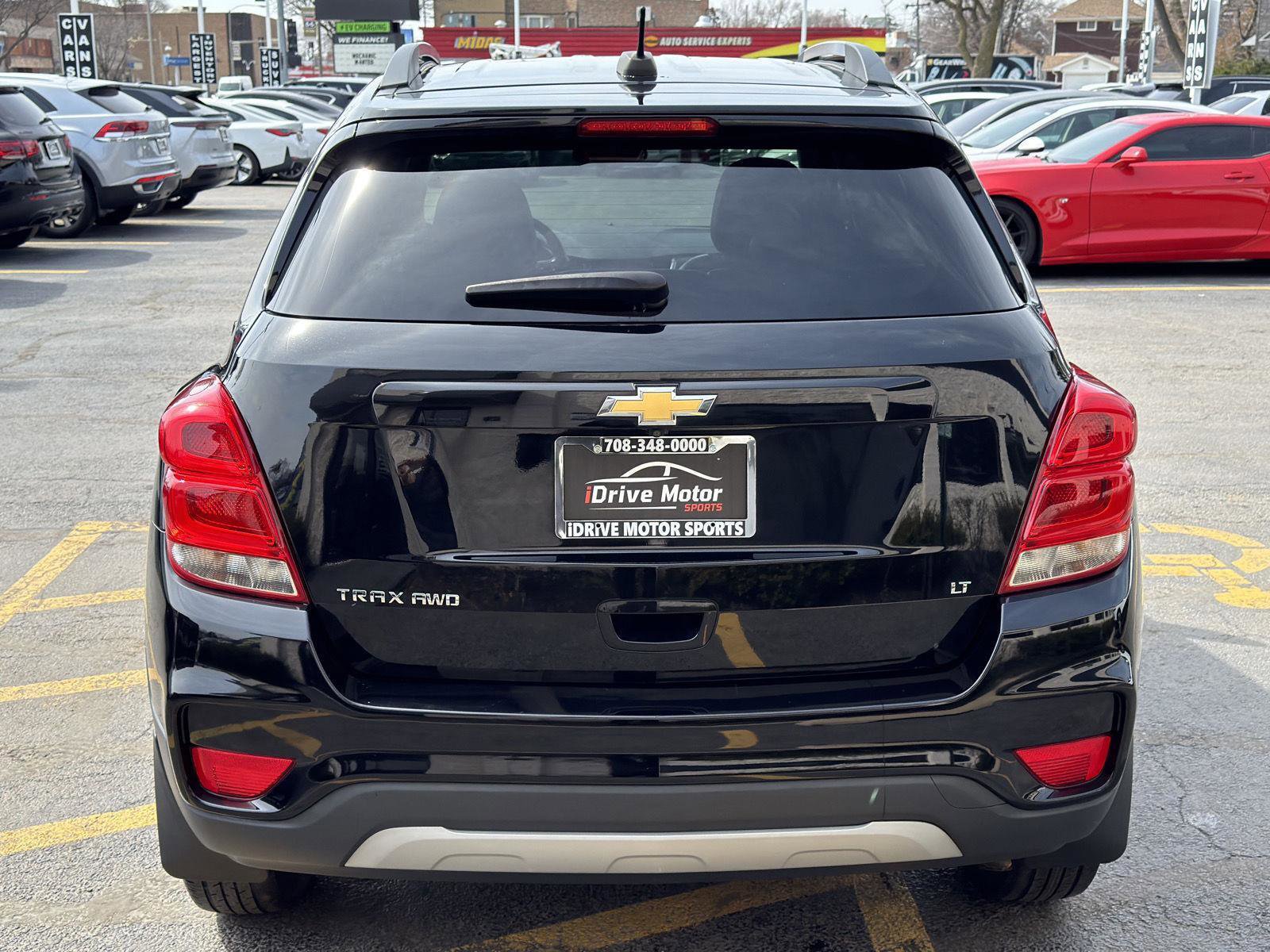 Used 2019 Chevrolet Trax LT w/ LT Convenience Package AWD/4WD image 9