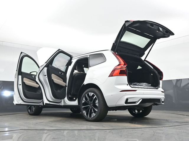 New 2026 Volvo XC60 T8 Plus w/ Protection Package Premier image 57