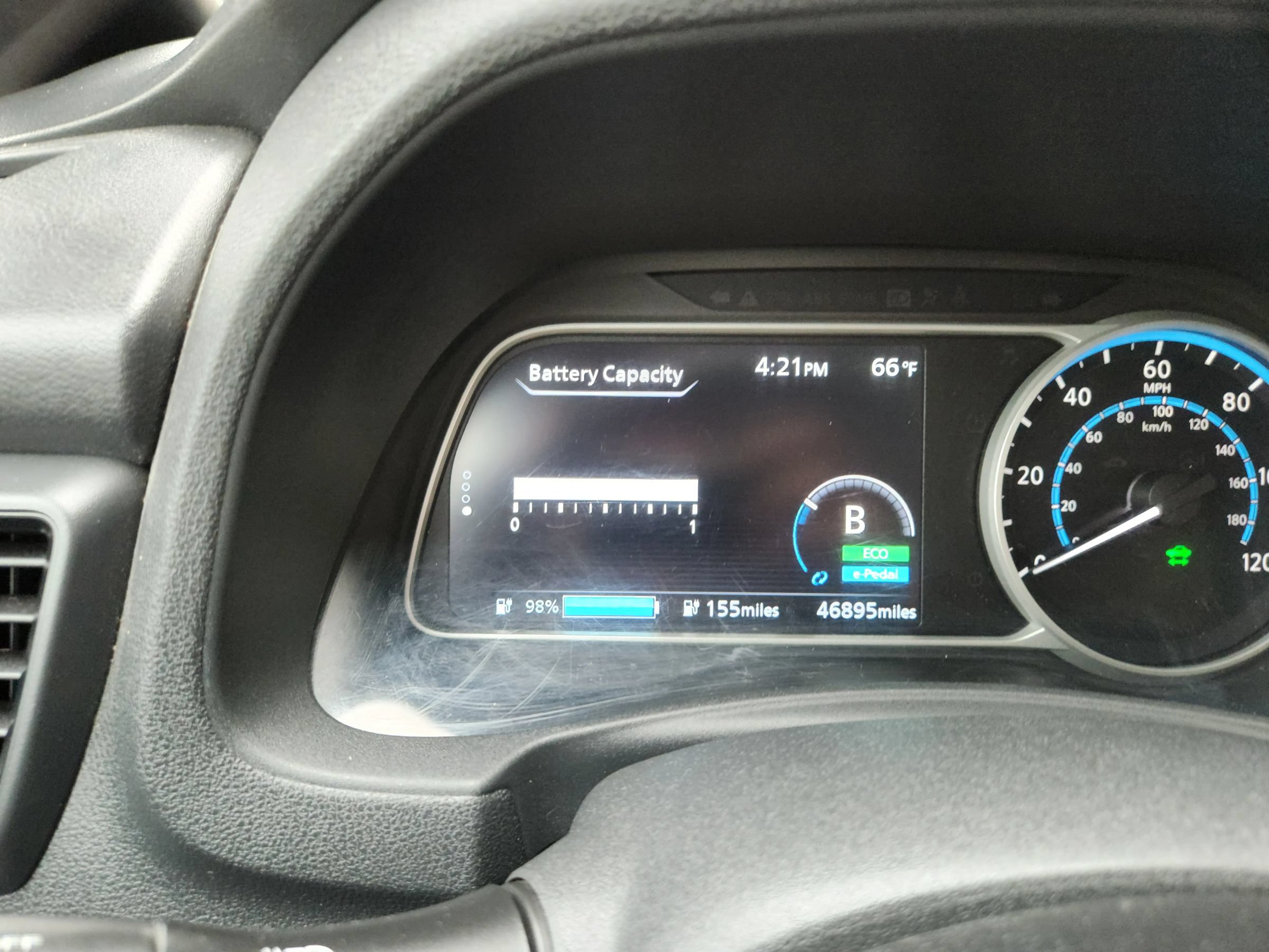 Used 2018 Nissan Leaf SV FWD image 35