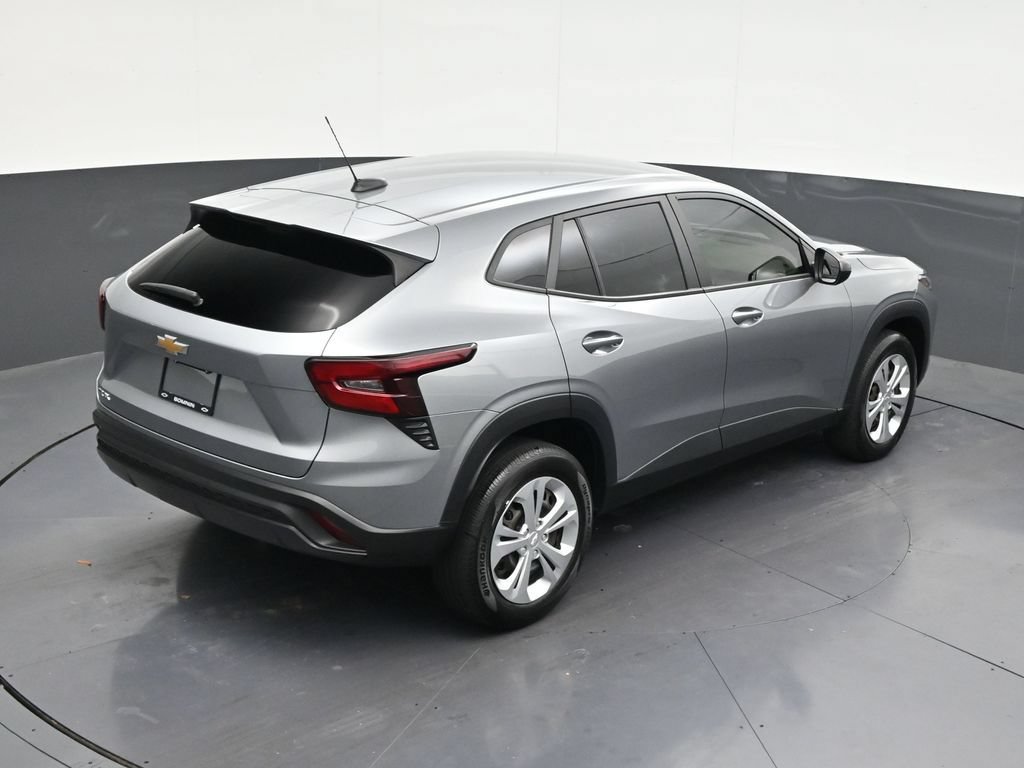 Used 2024 Chevrolet Trax LS FWD image 20