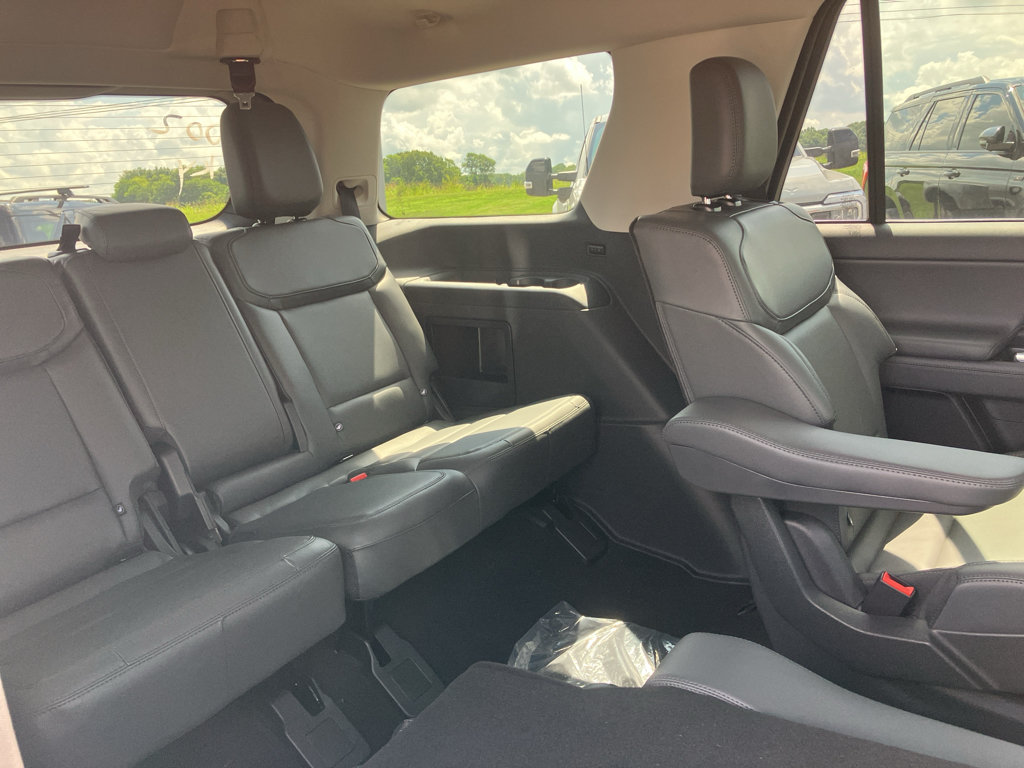 New 2027 Ford Expedition Active AWD/4WD image 26