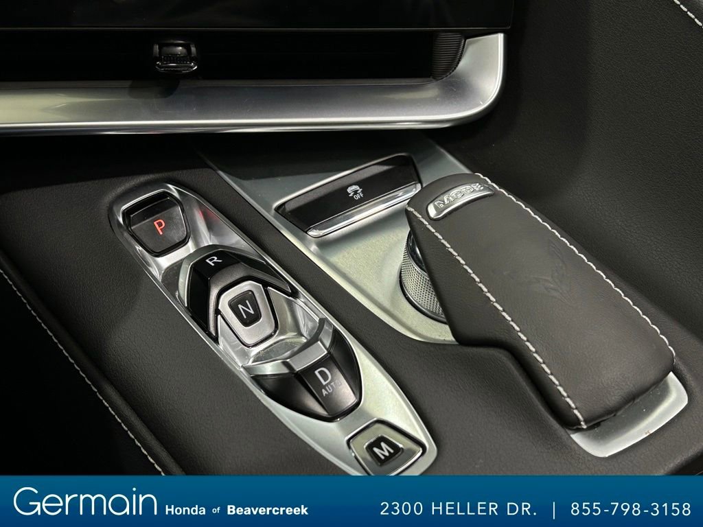 Used 2024 Chevrolet Corvette Stingray Coupe w/ Z51 Performance Package image 27