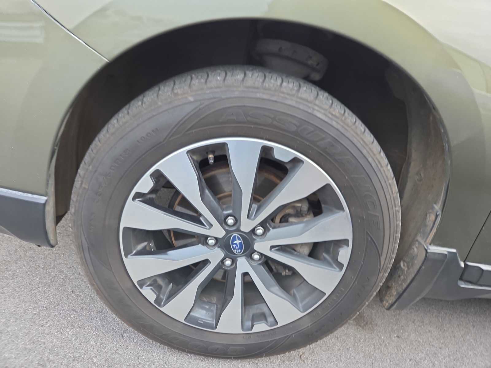 Used 2017 Subaru Outback 2.5i Limited image 8