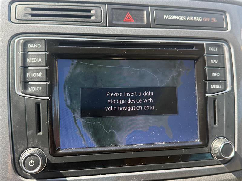 Used 2016 Volkswagen Tiguan SE image 39