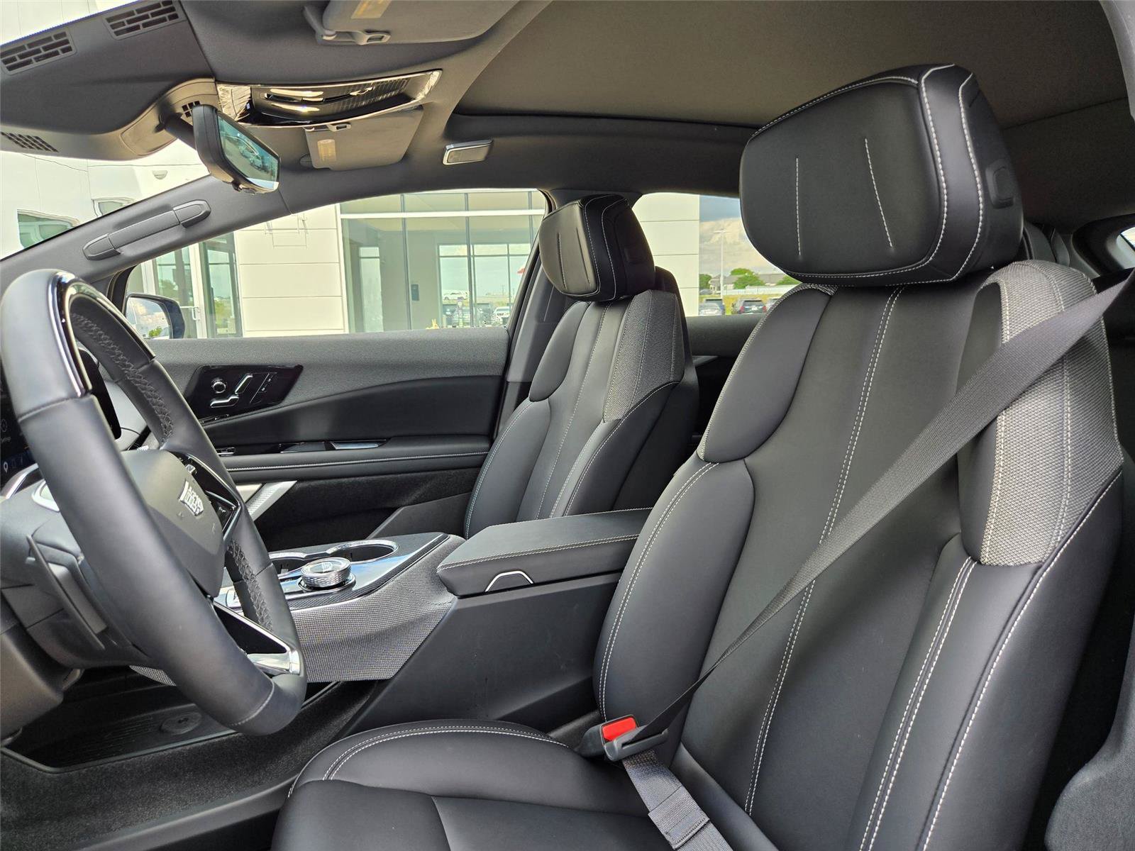New 2026 Cadillac Optiq Luxury 1 w/ LPO, Floor Liner Package RWD image 28