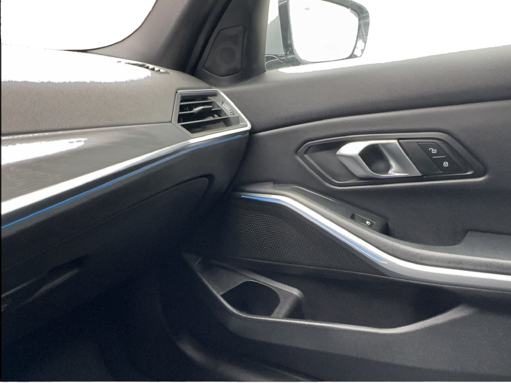 Used 2024 BMW 330i Sedan RWD image 51