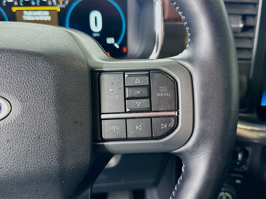 Used 2022 Ford F150 Lariat w/ Equipment Group 502A High image 21