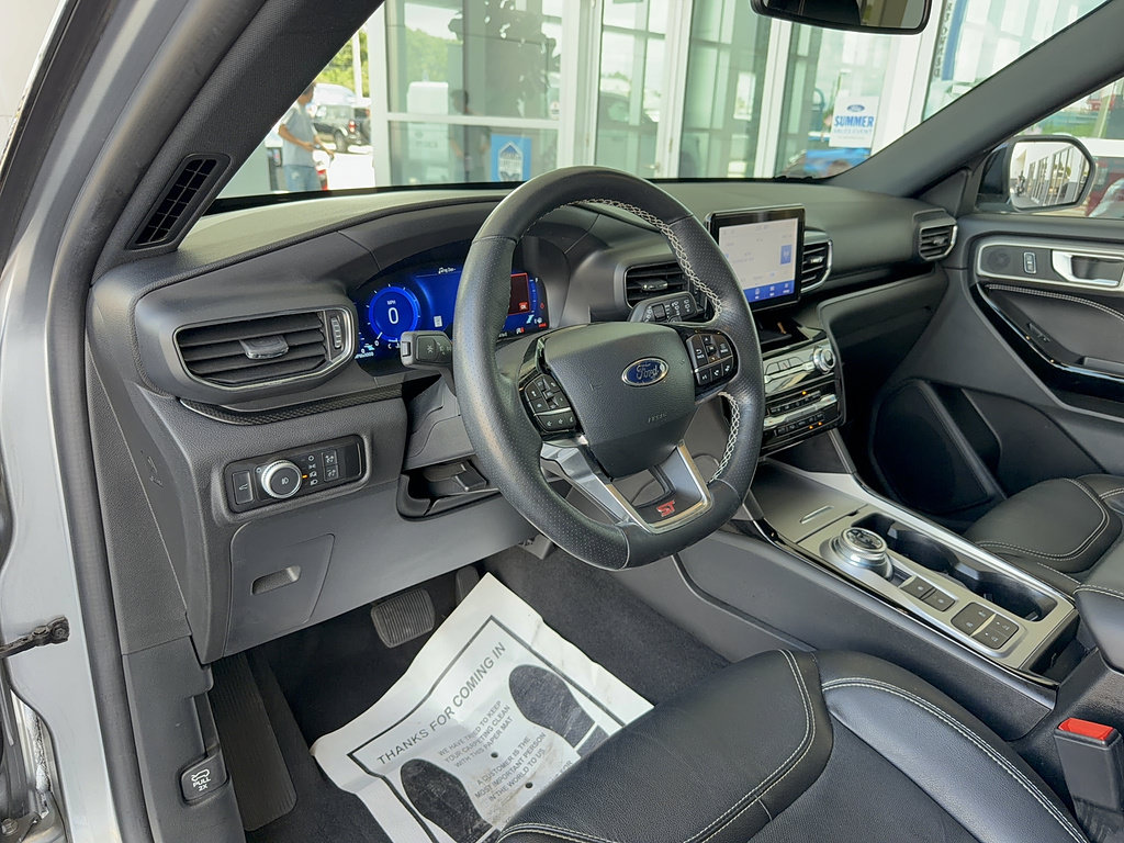 Certified 2022 Ford Explorer ST w/ ST Street Pack RWD image 10
