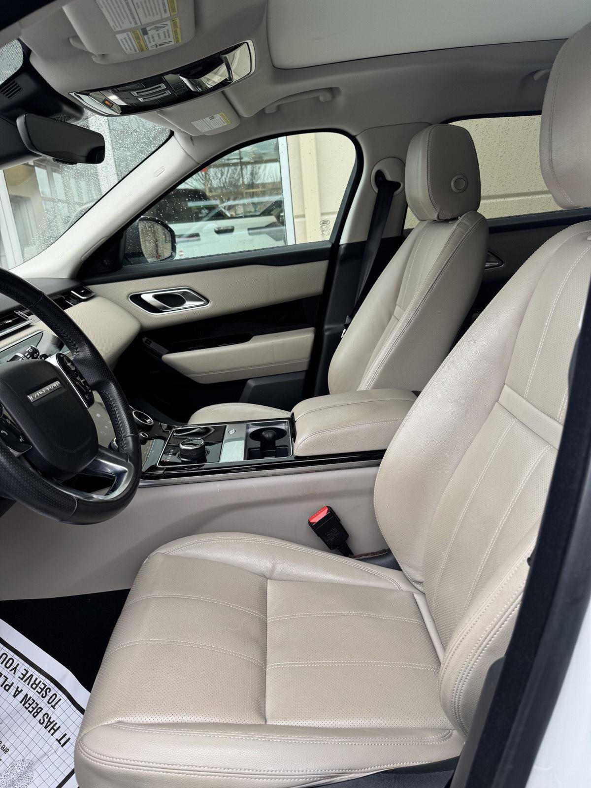 Used 2018 Land Rover Range Rover Velar S image 10