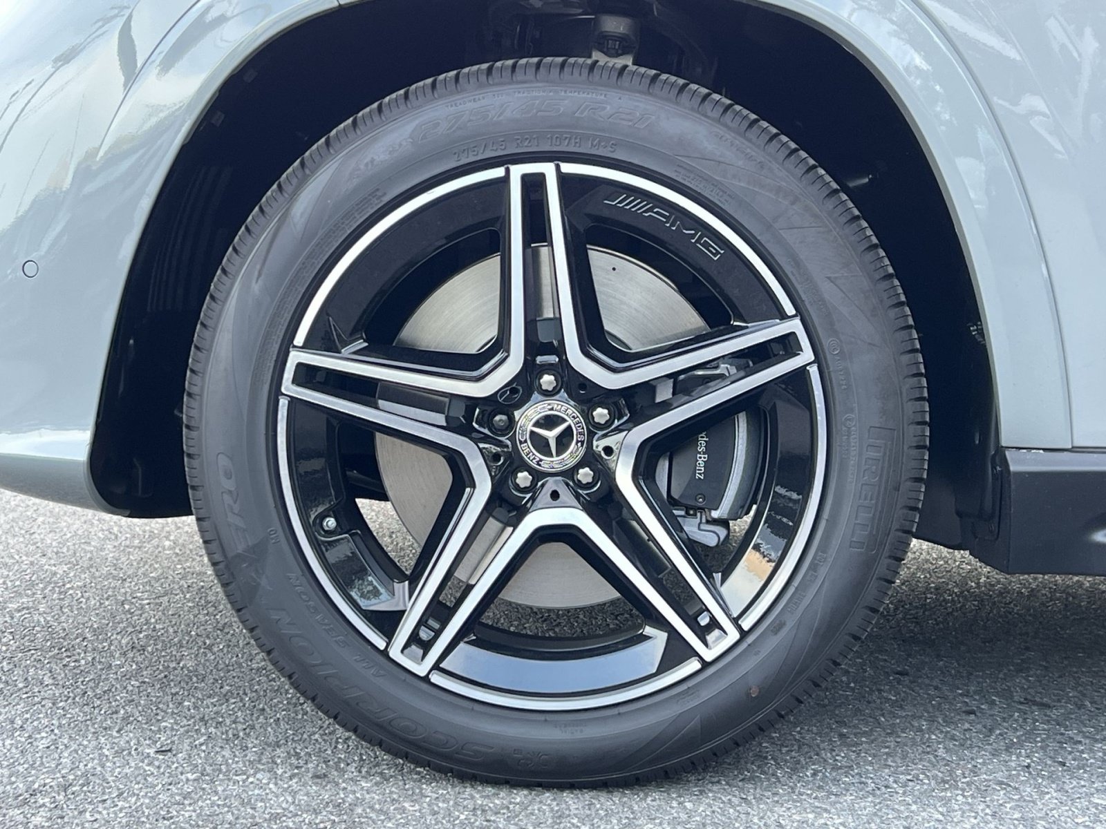 New 2027 Mercedes-Benz GLS 450 4MATIC image 17