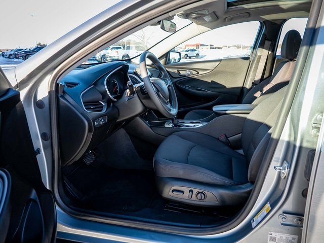 Used 2024 Chevrolet Malibu LT image 13