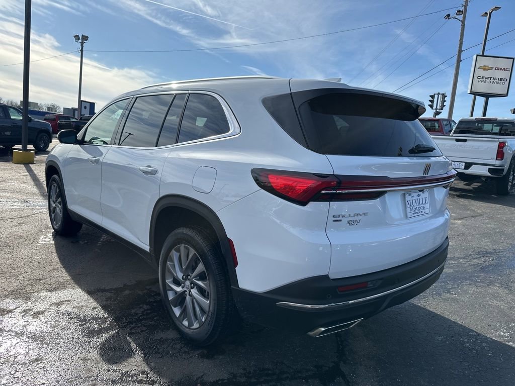 Used 2025 Buick Enclave Preferred image 5
