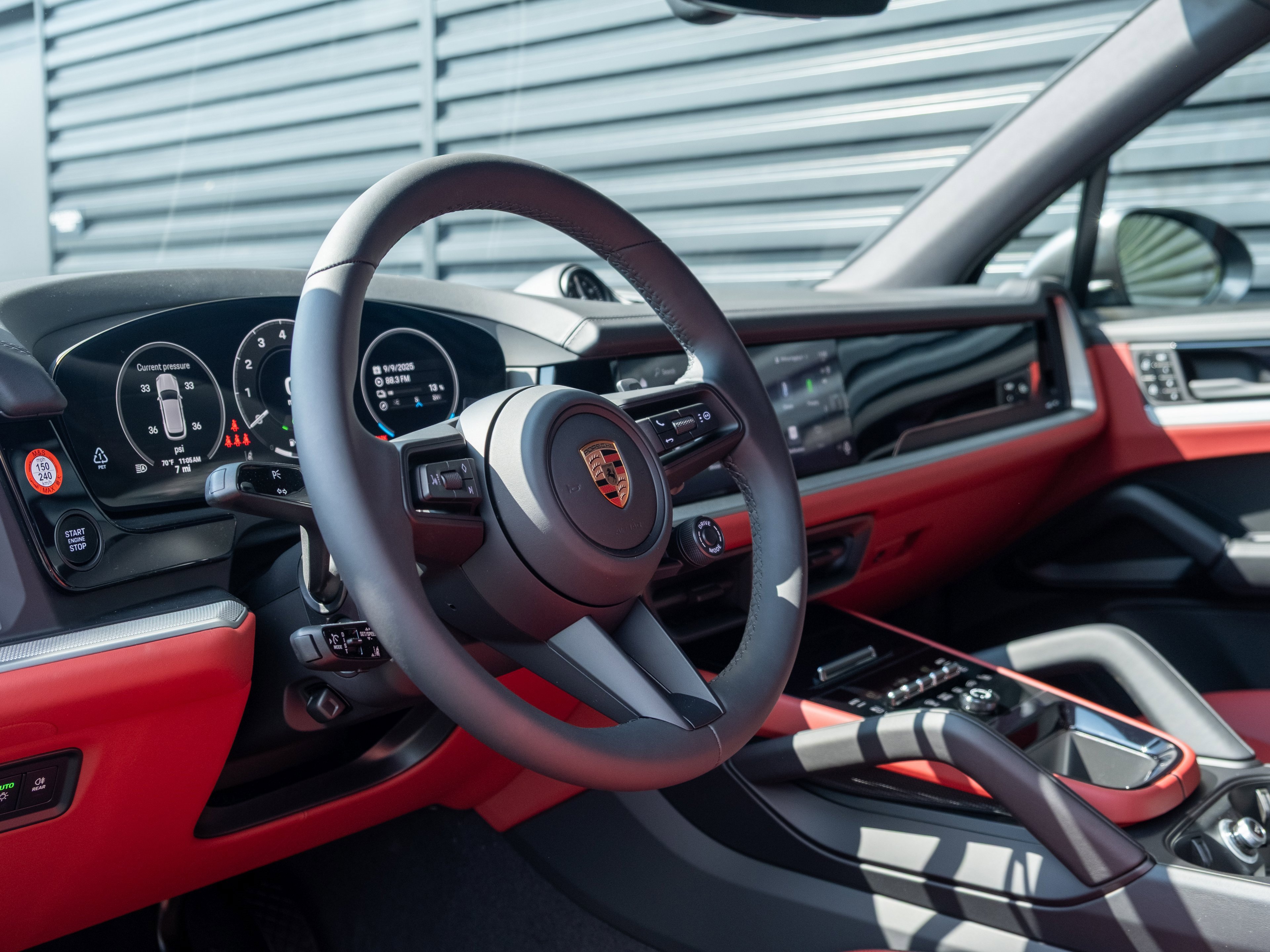 New 2026 Porsche Cayenne E-Hybrid image 4