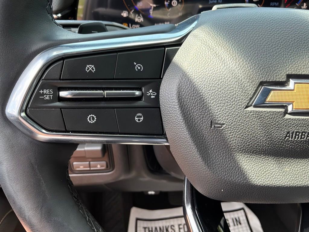 Used 2026 Chevrolet Tahoe Premier AWD/4WD image 18