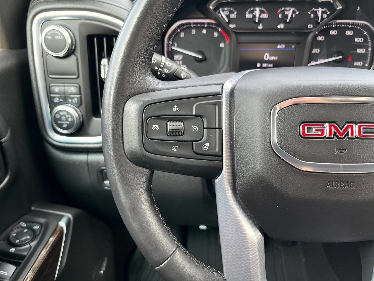 Used 2021 GMC Sierra 1500 Elevation w/ Preferred Package image 21