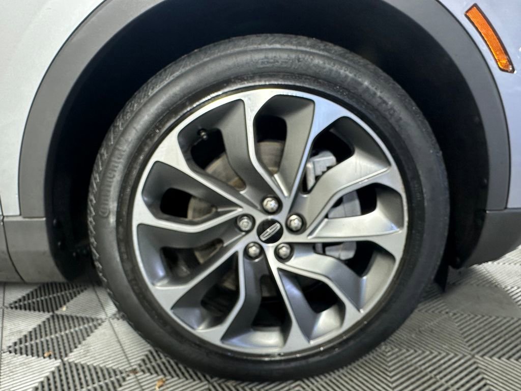 Used 2022 Lincoln Nautilus Reserve AWD/4WD image 16