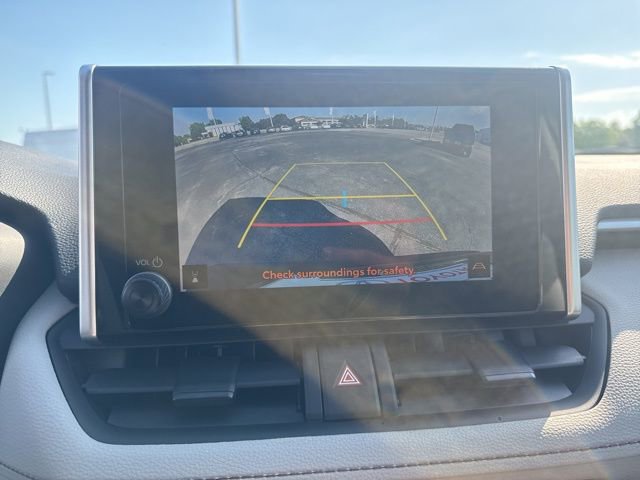 Used 2025 Toyota RAV4 XLE image 33