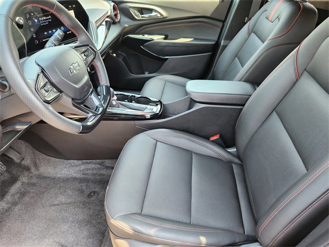 Used 2024 Chevrolet Trax RS w/ Driver Confidence Package image 9