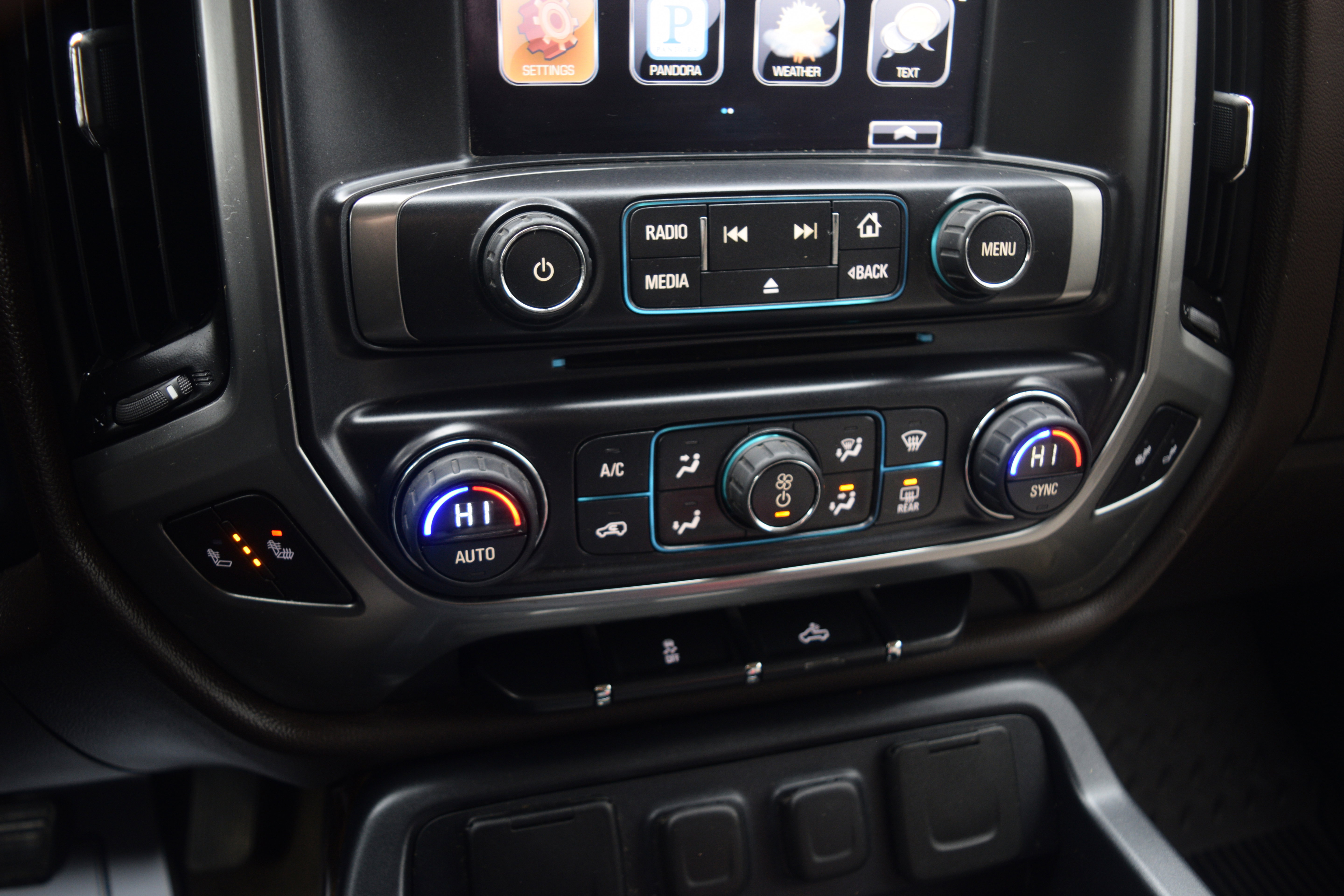 Used 2016 Chevrolet Silverado 1500 LT w/ Texas Edition image 11