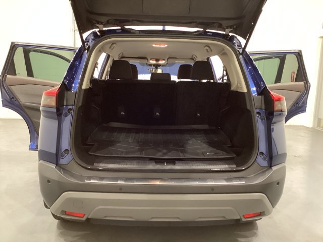 Used 2023 Nissan Rogue SV FWD image 14