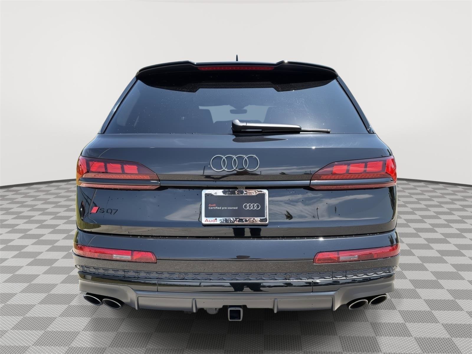 Certified 2025 Audi SQ7 Prestige w/ Prestige Package AWD/4WD image 4