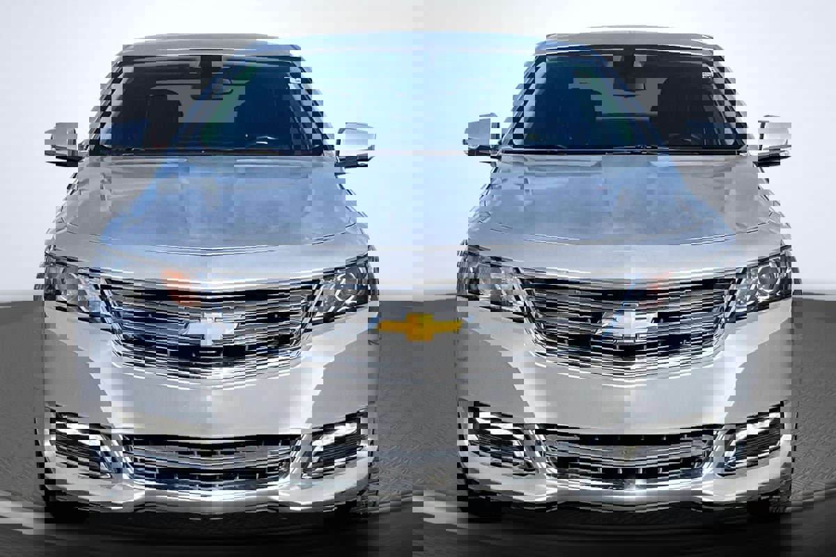 Used 2020 Chevrolet Impala LT image 3