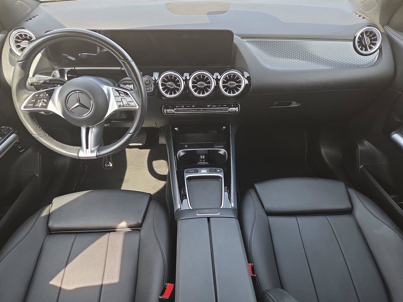 Used 2025 Mercedes-Benz GLA 250 4MATIC image 10