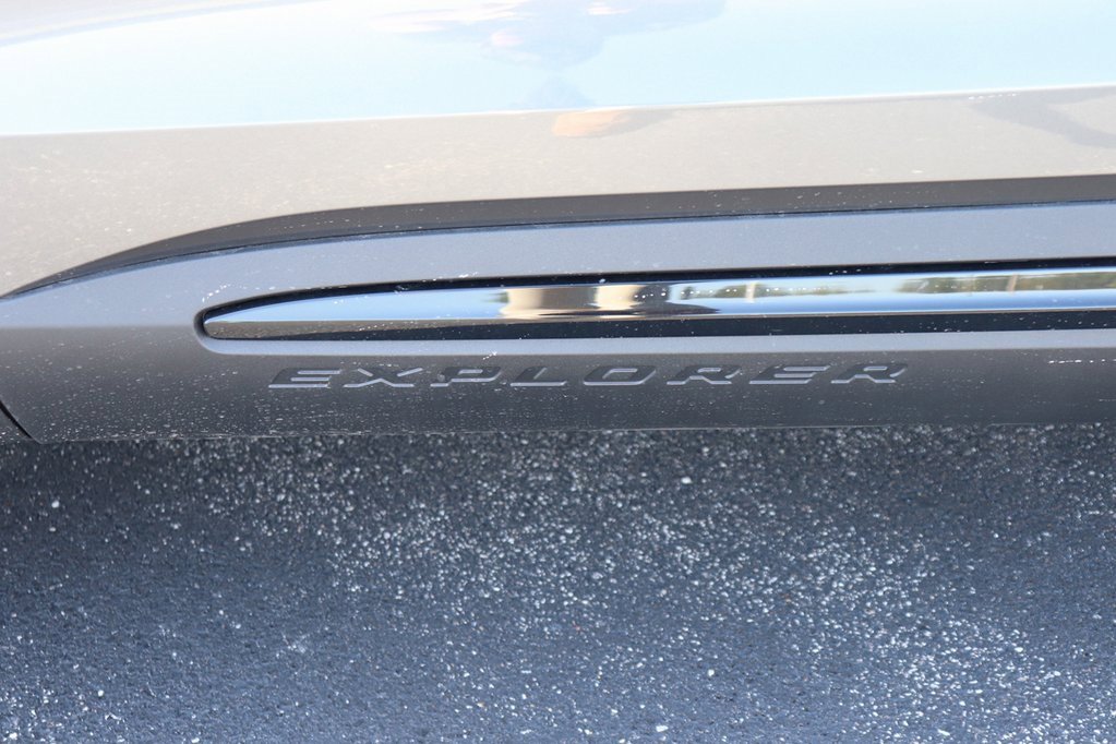 New 2026 Ford Explorer Active image 8